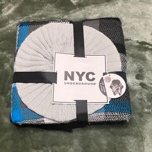 NYC Underground Gray and Blue Knit scarf and beret Set